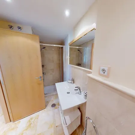 Lomas De Monteros Ii - 3 Bed 公寓 *