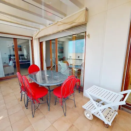 Lomas De Monteros Ii - 3 Bed アパート