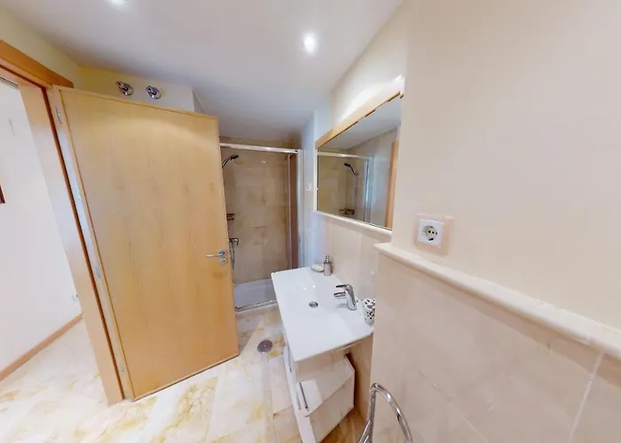 Lomas De Monteros Ii - 3 Bed アパート *